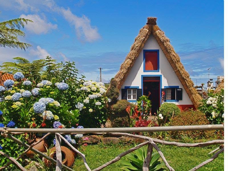 L'INCANTO DELL'ISOLA DI MADEIRA. LA FESTA DEI FIORI